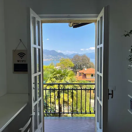 Vittoria Lägenhet Stresa
